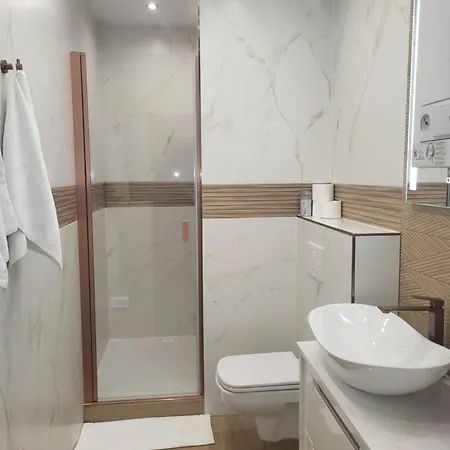 Karkonosze - Patio Na Deptaku Z Parkingiem W Cenie Apartament *