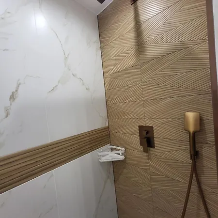 Karkonosze - Patio Na Deptaku Z Parkingiem W Cenie Apartmán Karpacz